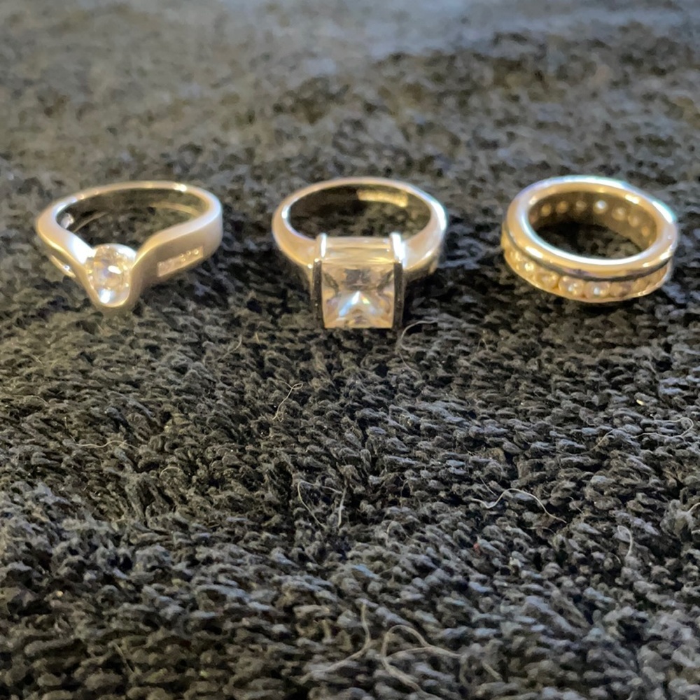 🪀3 Stella & Dot costume jewelry rings🪀